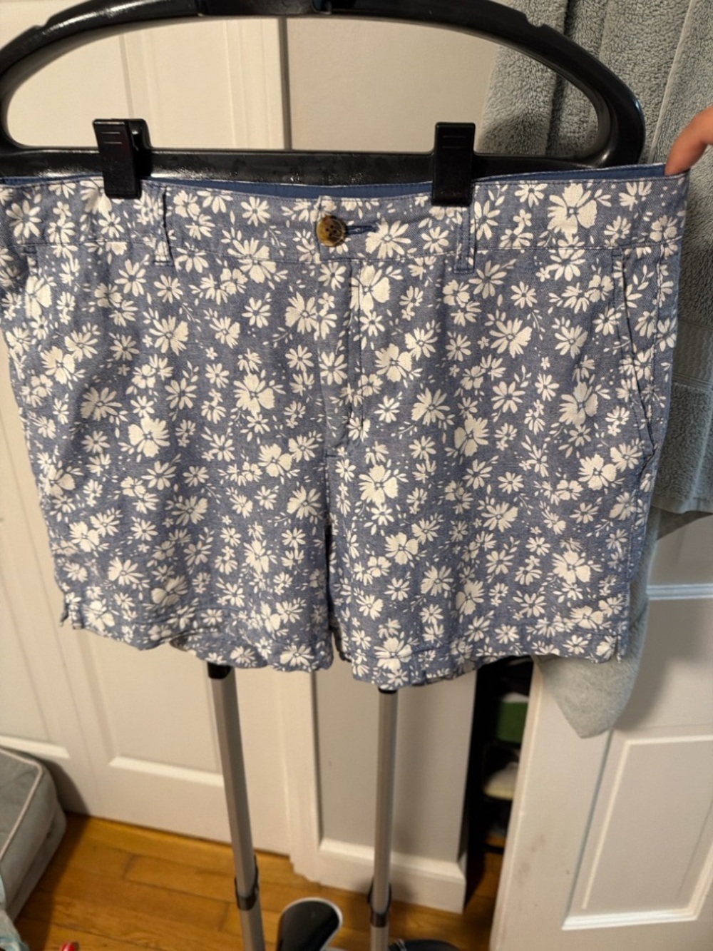 Old Navy Blue and White Floral Cotton Bermuda Shorts